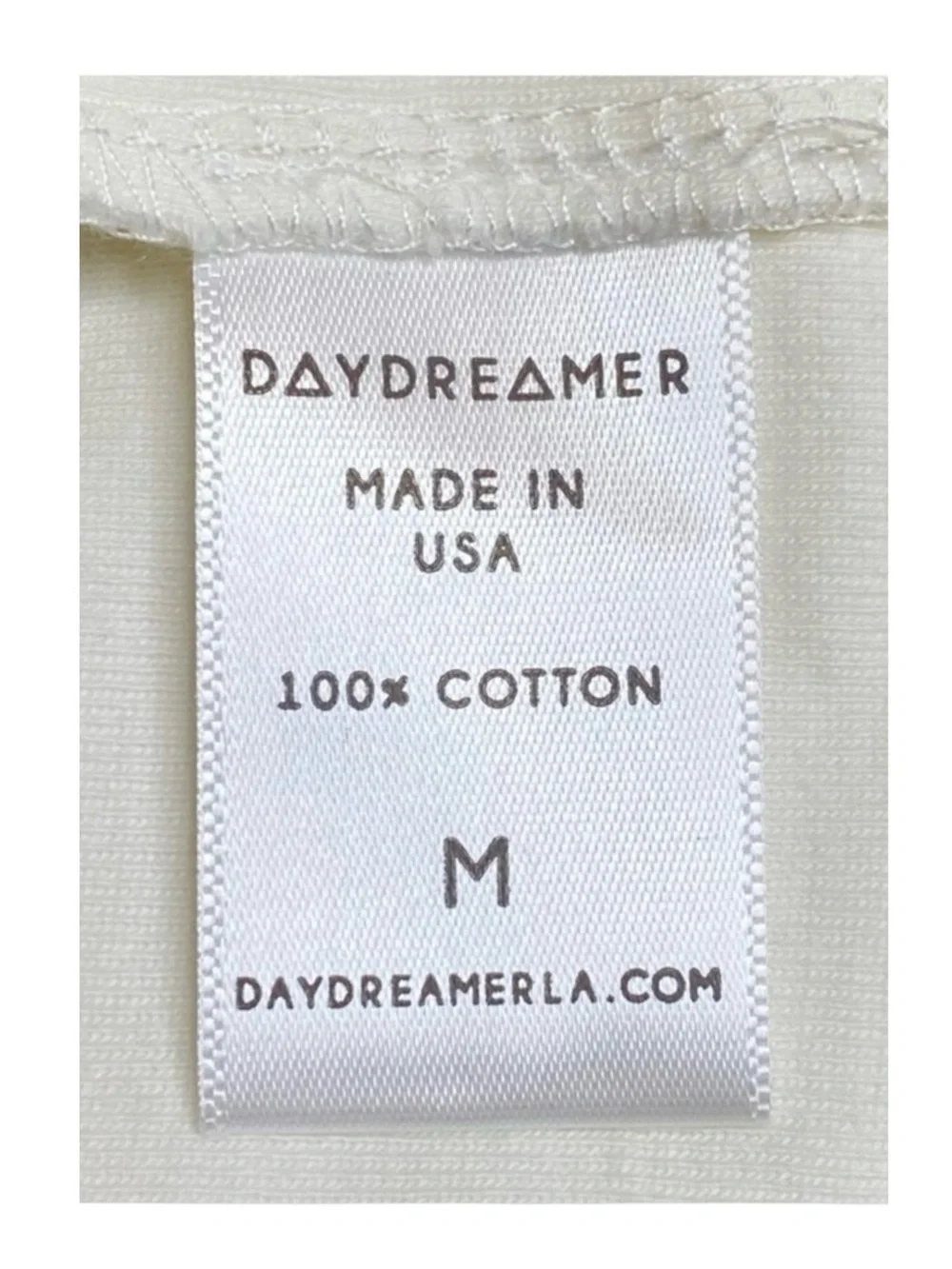 new Daydreamer x Free People 𖦹 The Cut Shrunken Baby Tee 𖦹 Vintage White 𖦹 M